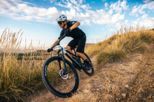 2023 Mondraker Raze Alloy