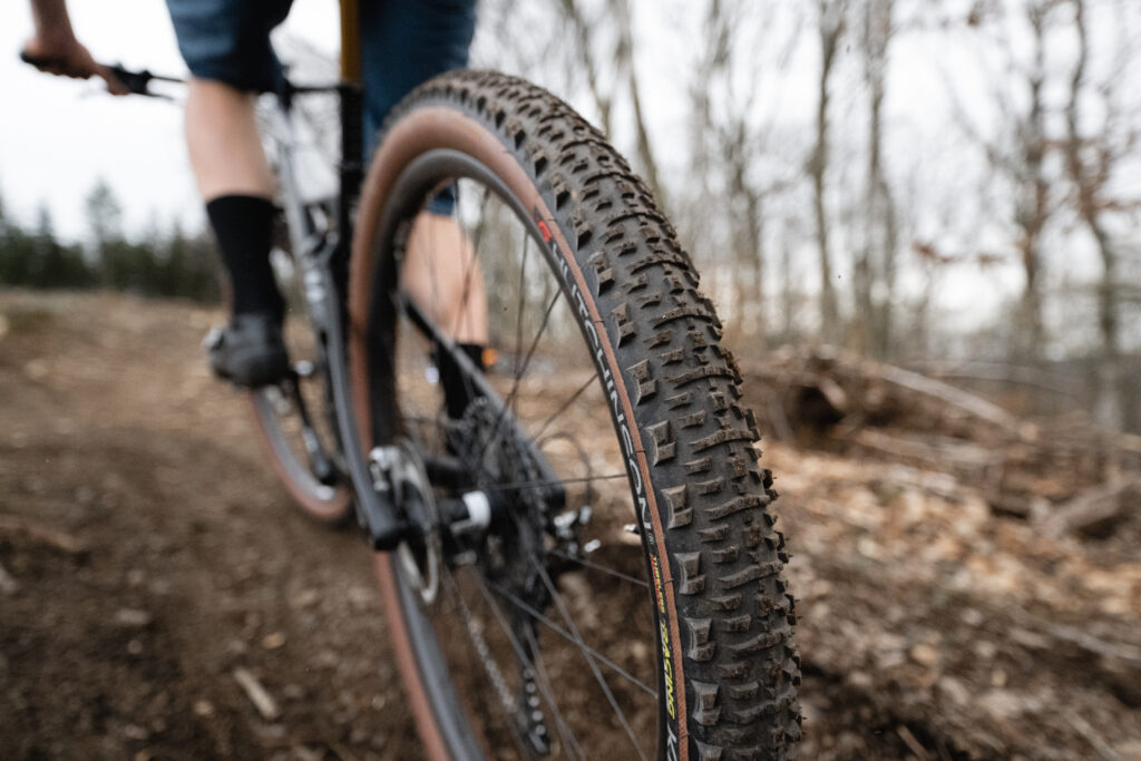 2023 Hutchinson Kraken 2.4 tyre rear tread