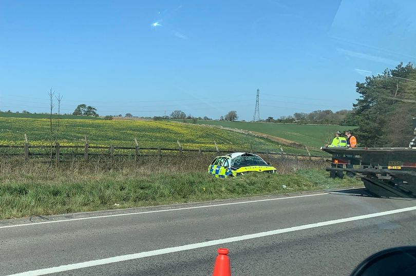 https://cdn.road.cc/wp-content/uploads/roadcc/0_police-car.jpg