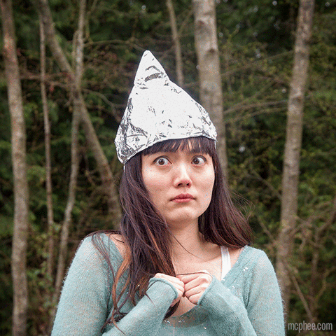 https://cdn.road.cc/wp-content/uploads/roadcc/12774-TinFoilHat-May-Move02_large.gif