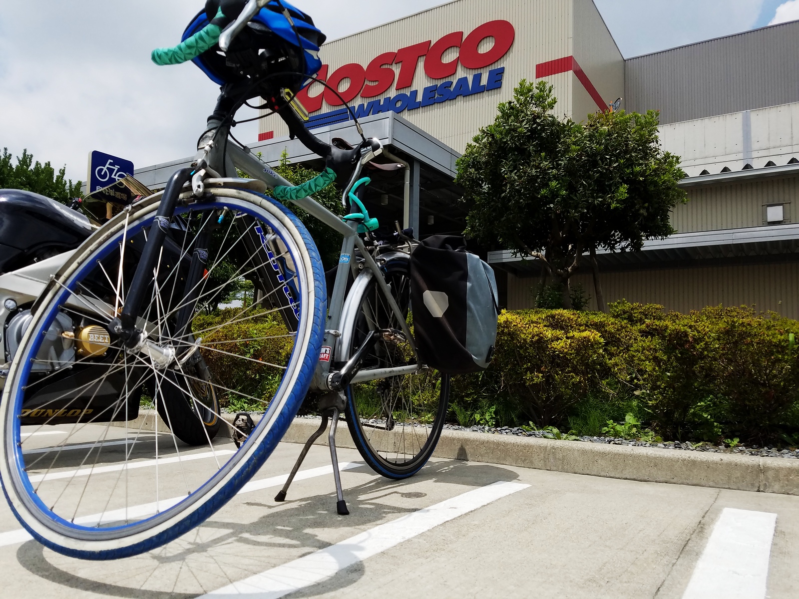 https://cdn.road.cc/wp-content/uploads/roadcc/20190712_114135CostCo.jpg