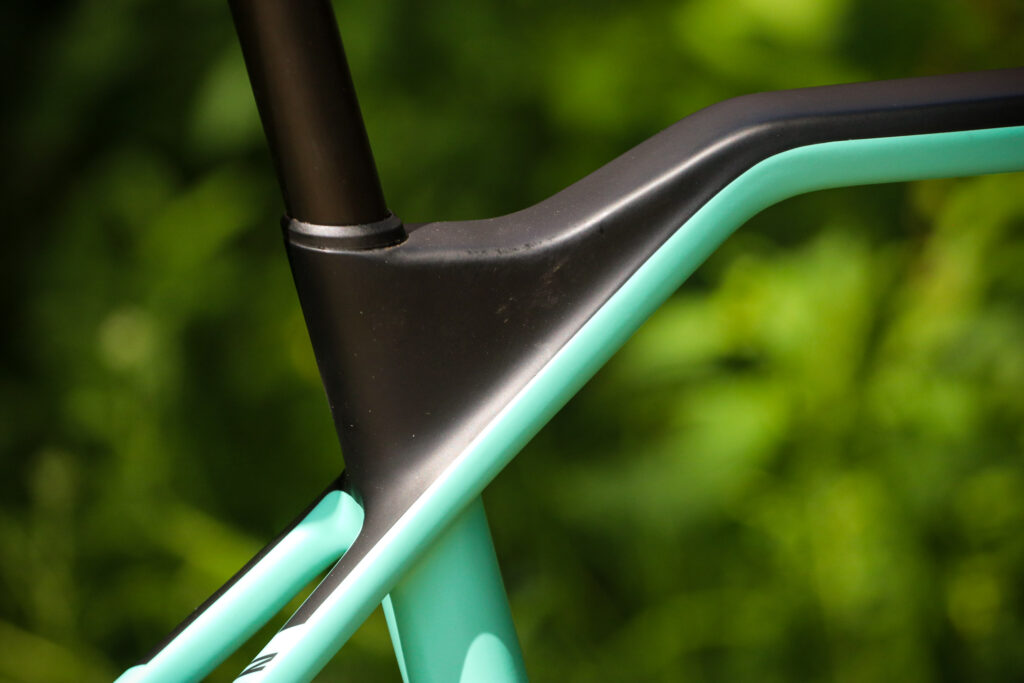 2020 Canyon Inflite CF SL 8 – seat tube and stays