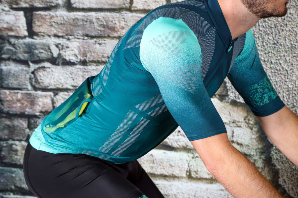 2020 Rapha Pro Team Crit Jersey &ndash; riding