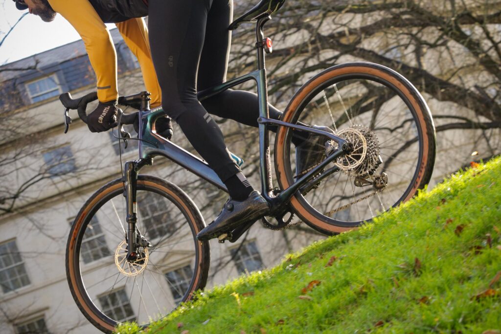 2021 Cannondale Topstone Lefty 1 &ndash; riding 4