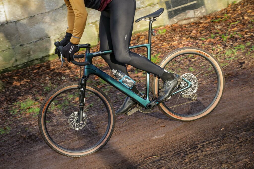 2021 Cannondale Topstone Lefty 1 &ndash; riding 5