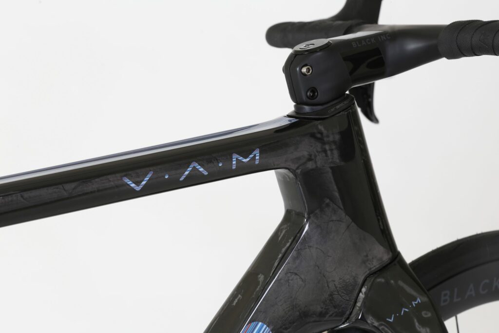 2021 Factor Ostro Speed line bleu bike close shoot 03.jpeg