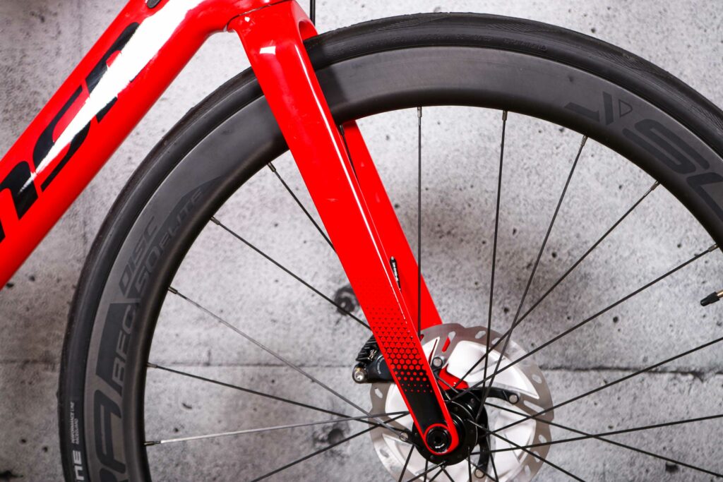 2021 Sensa Giulia Evo Aero Disc – fork.jpg