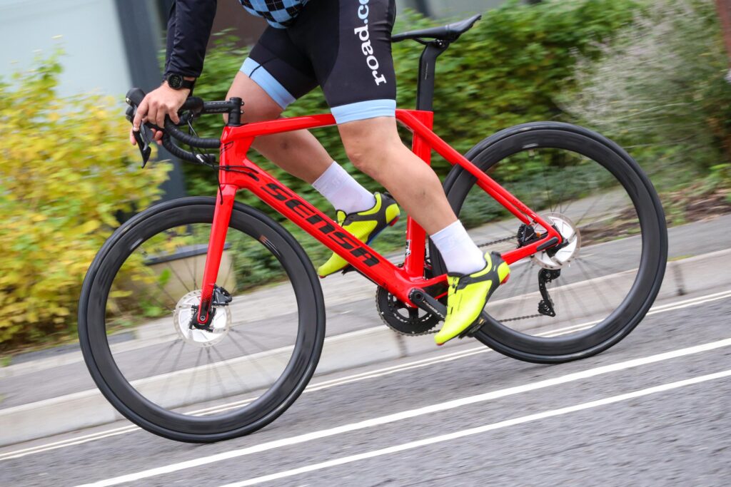 2021 Sensa Giulia Evo Aero Disc – riding 4.jpg