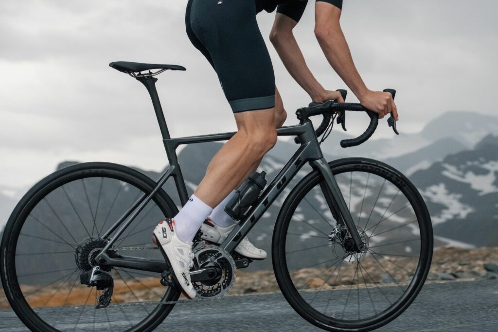 2021 Vitus Vitesse Evo action &ndash; 6.jpeg