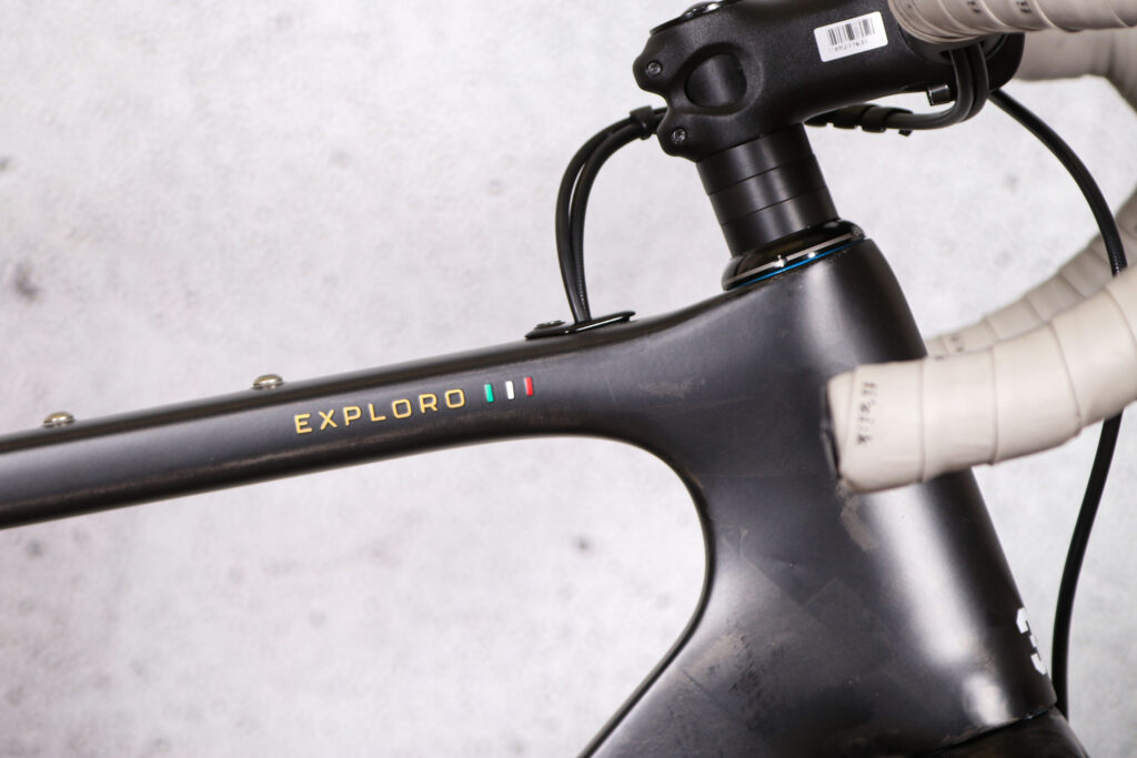 2022 3T Exploro Racemax Ekar 1×13 – top tube.jpg