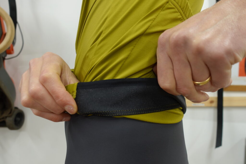 2022 Albion LS Jersey waist gripper.JPG
