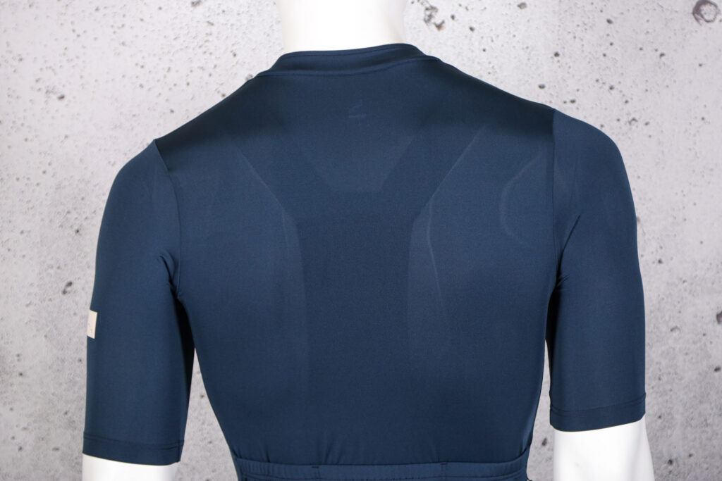 2022 Albion Short Sleeve Jersey – shoulders.jpg