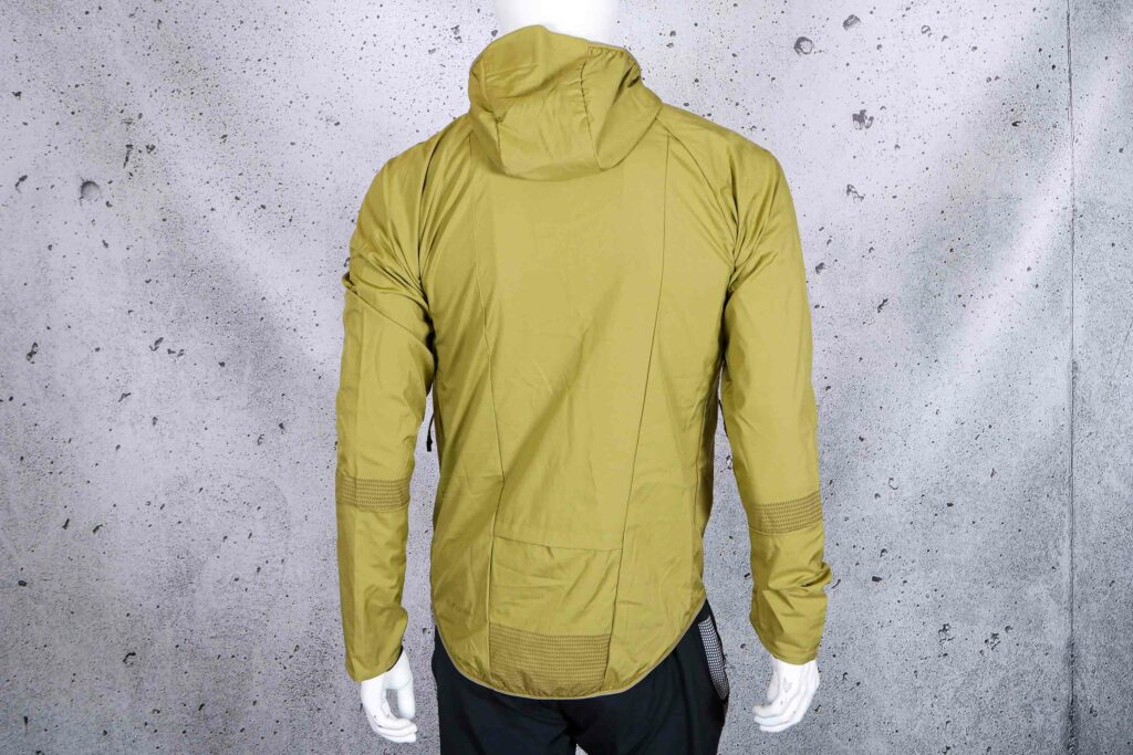 2022 Altura All Roads Lightweight Jacket – back.jpg