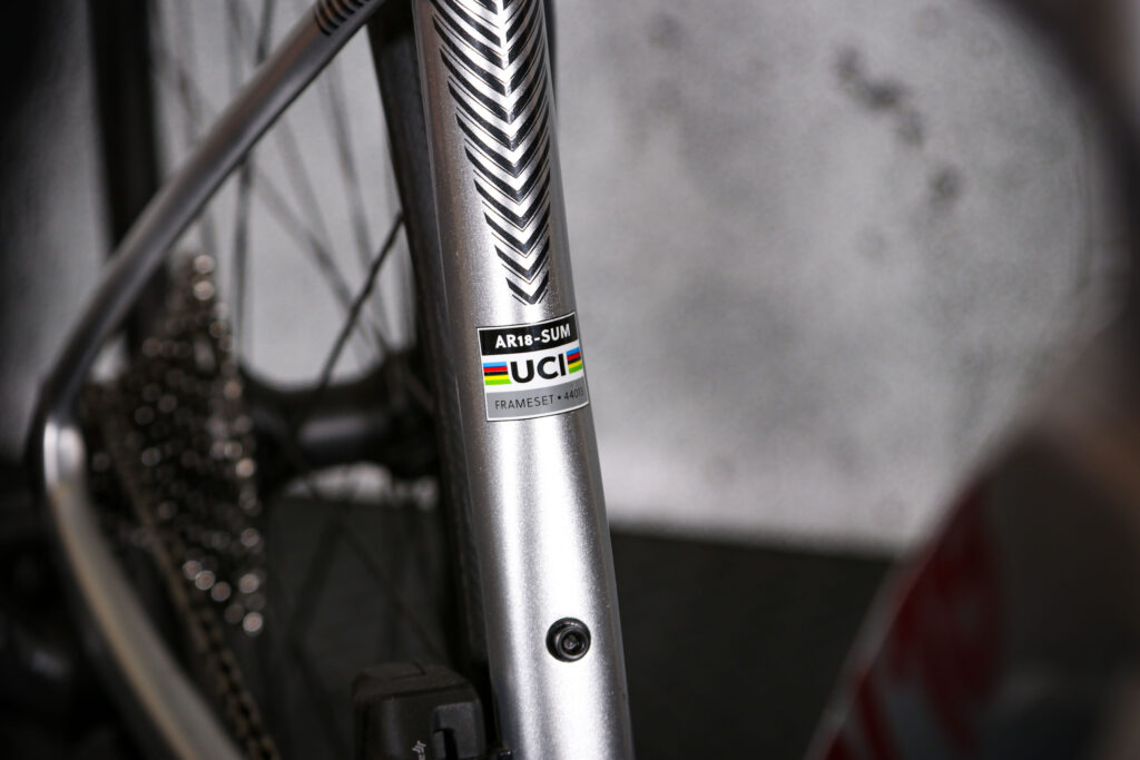 2022 Argon 18 Sum &ndash; UCI sticker.jpg