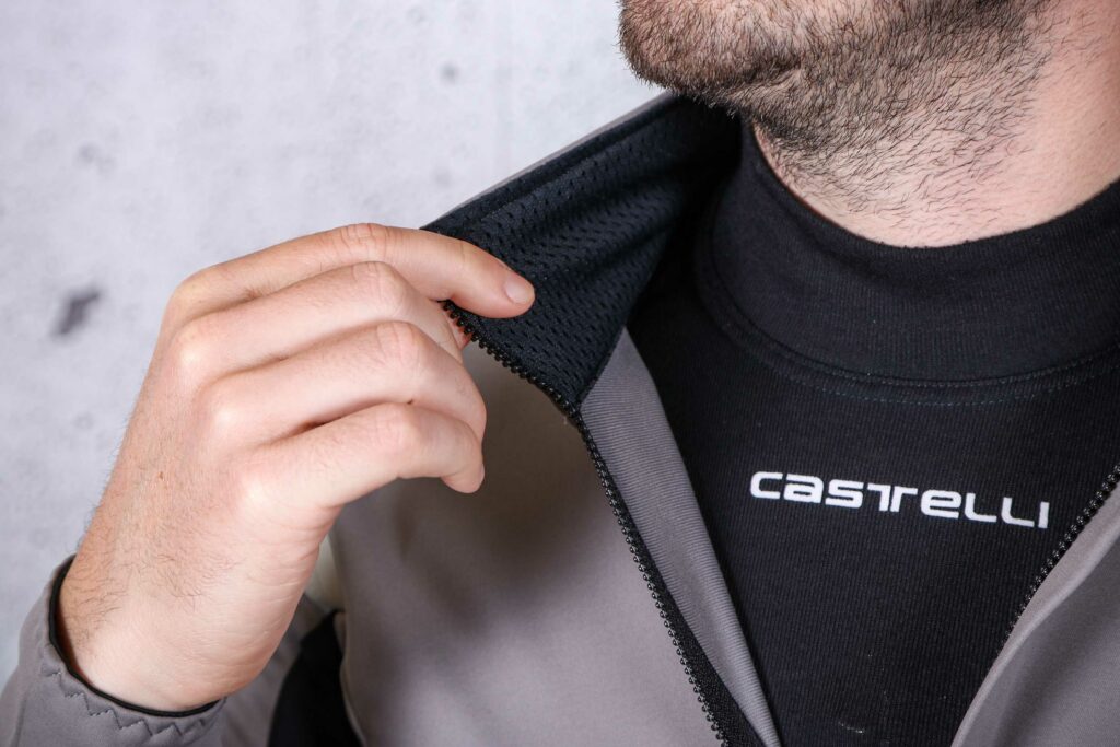 2022 Castelli Perfetto RoS 2 Jacket &ndash; collar detail
