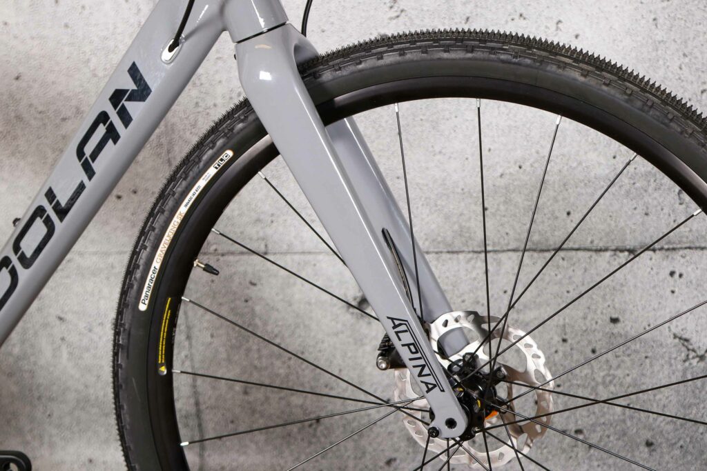 2022 Dolan GXA Aluminium Disc Gravel Bike – fork.jpg