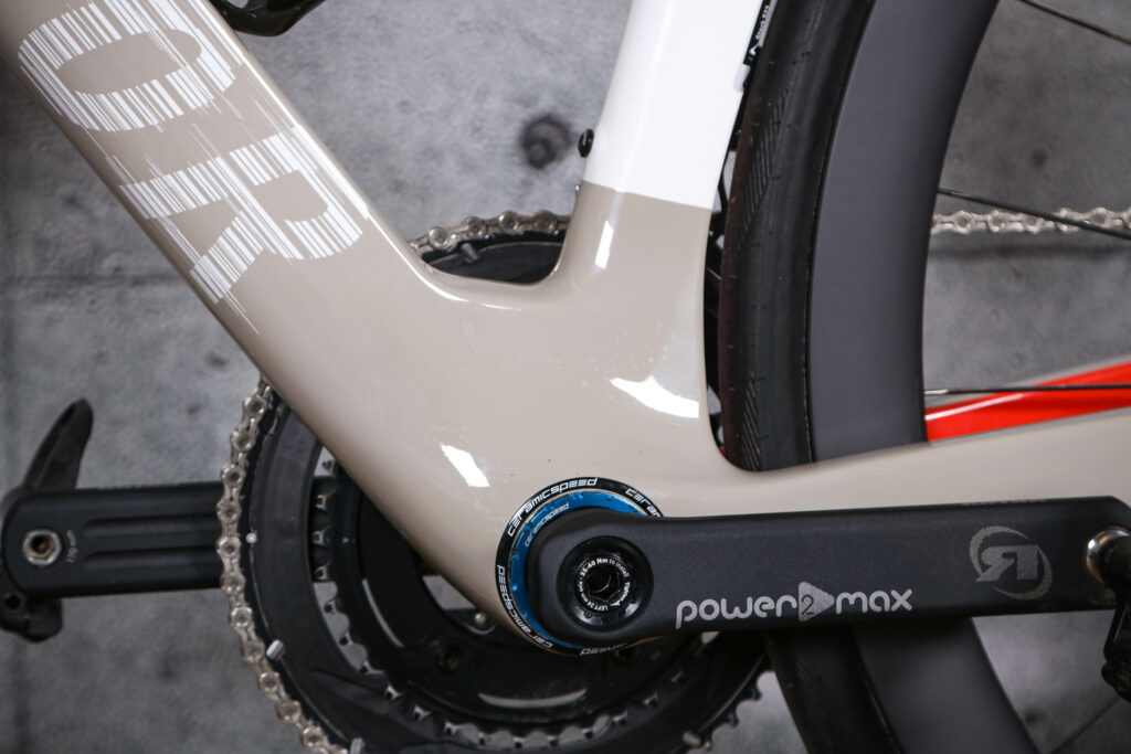 2022 Factor Ostro VAM frameset – bottom bracket.jpg