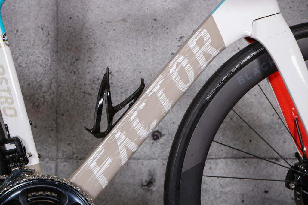 2022 Factor Ostro VAM frameset – down tube.jpg