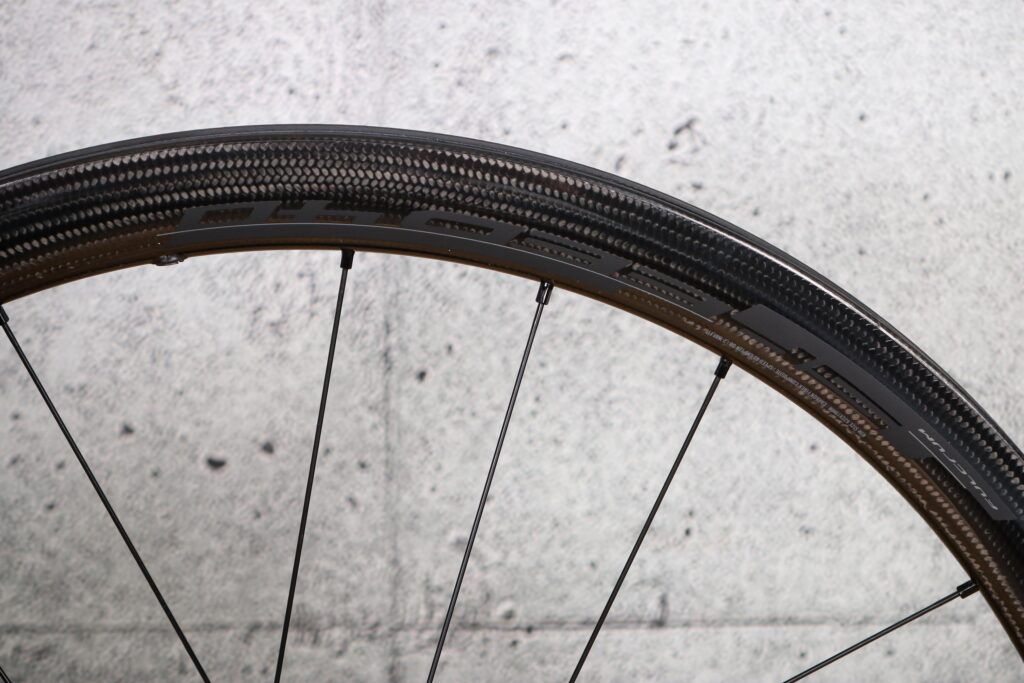 2022 Fulcrum Speed 40 CMPTZN DB – rim detail 3.jpg