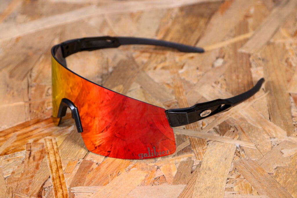 2022 Galibier Regale Ultra Optics &ndash; Gloss Black Frame &ndash; Red Plasma Lens &ndash; 2.jpg