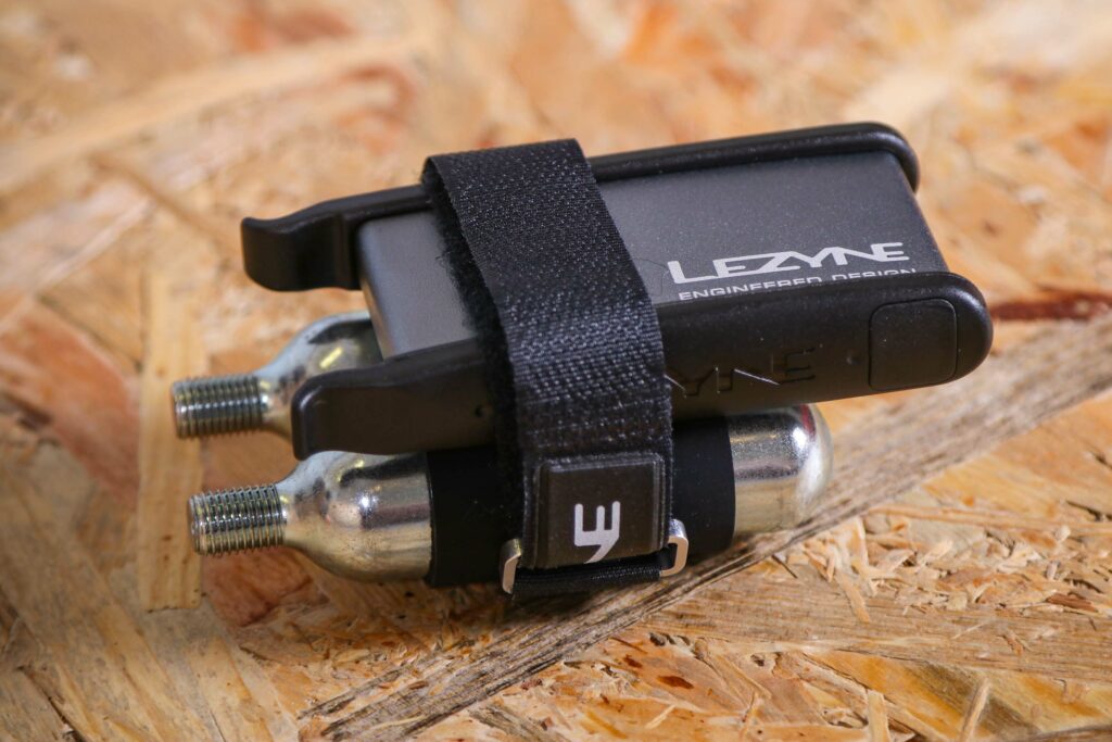 2022 Lezyne Twin Kit CO2
