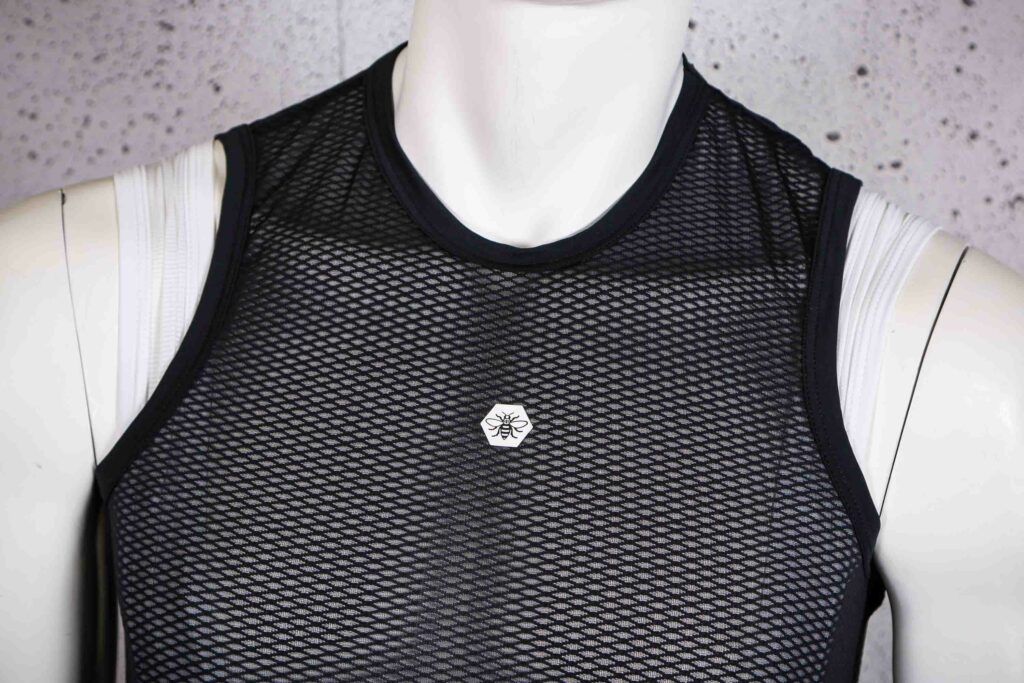 2022 Lusso Paragon Sleeveless Base Layer – chest.jpg