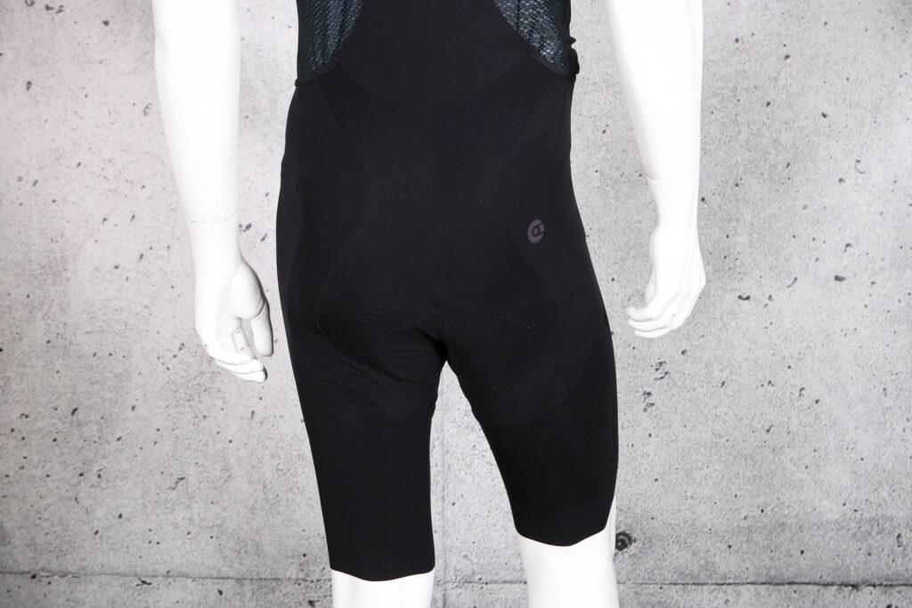 2022 Nopinz Souplesse Bib Shorts – legs back.jpg