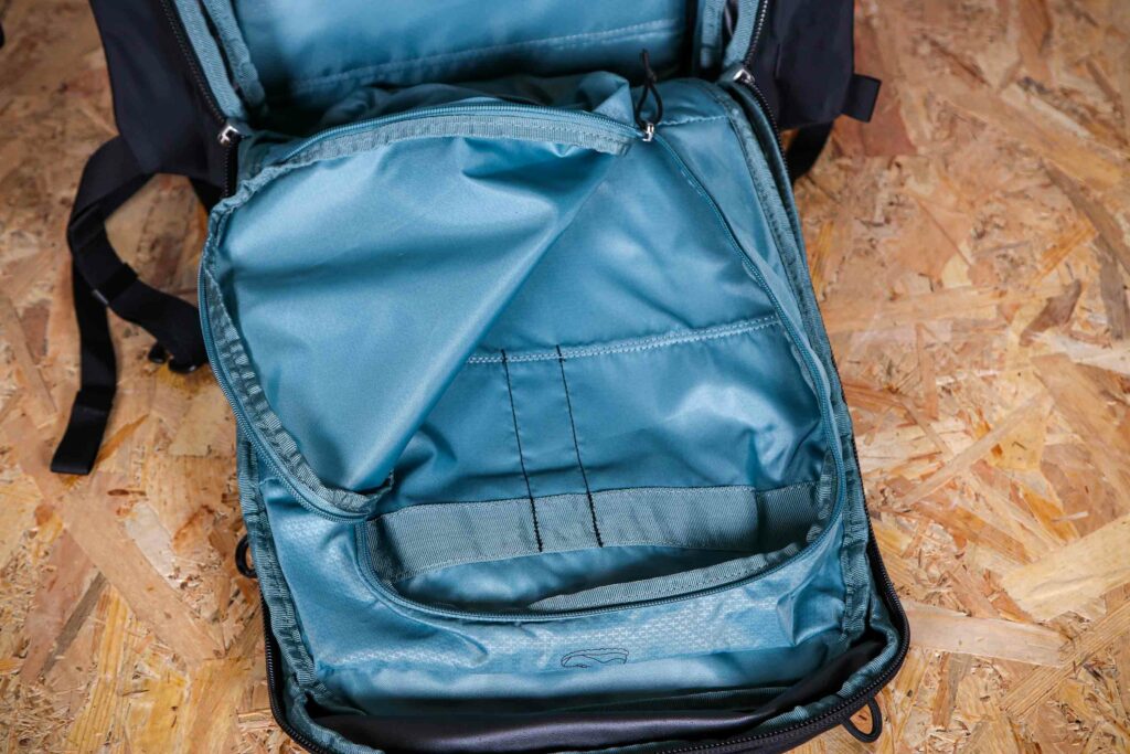 2022 Osprey Metron 24 backpack – shoe pocket.jpg