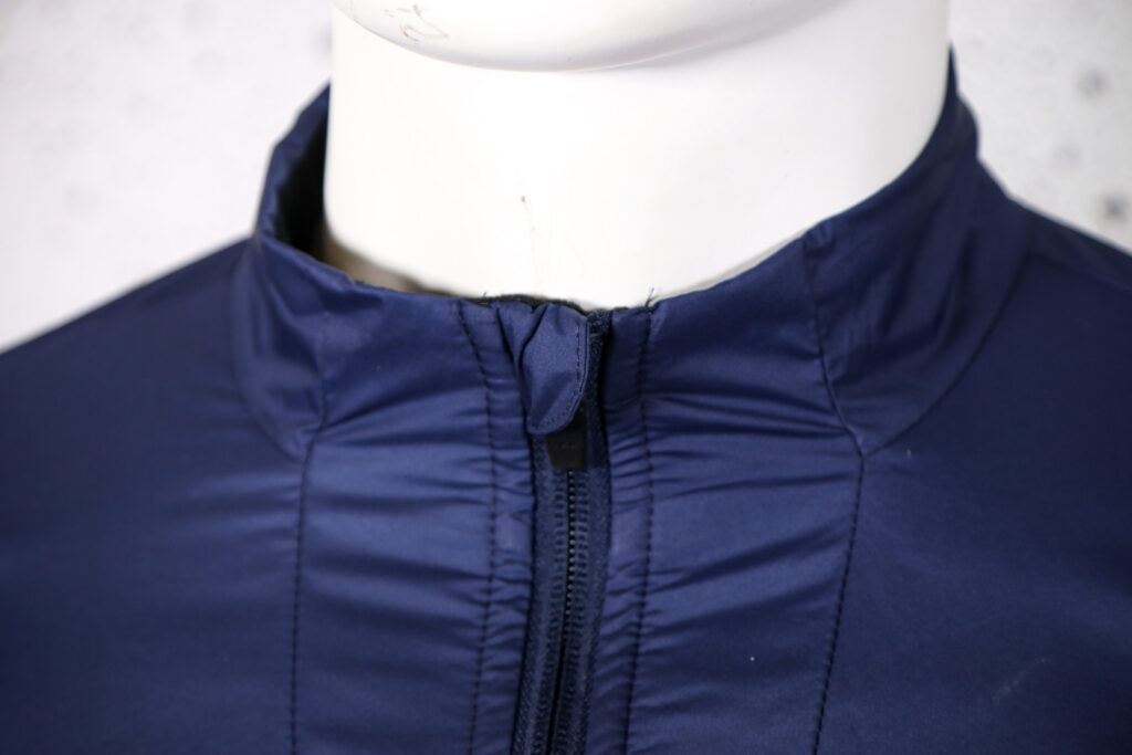 2022 Pearson Road Cycling Insulated jacket – collar.jpg