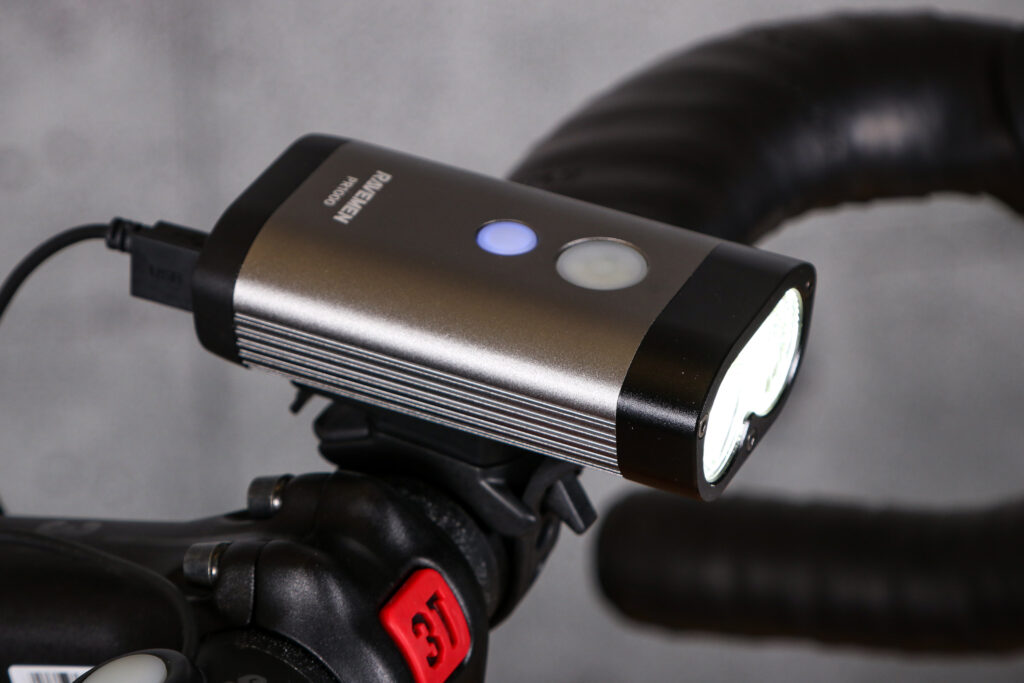 2022 Ravemen PR1000 USB Rechargeable DuaLens Front Light with Remote 2.jpg