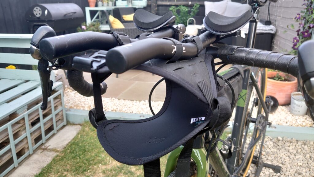 2022 Restrap Race Aero Bar Bag 2.JPG