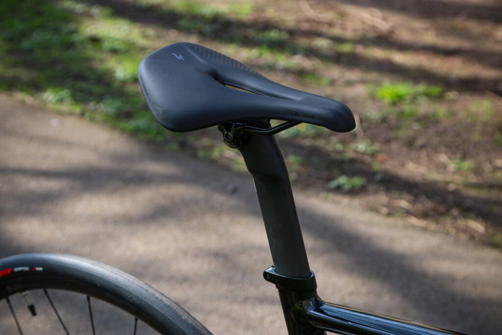 2022 Specialized Allez Sprint Comp &ndash; saddle and post.jpg