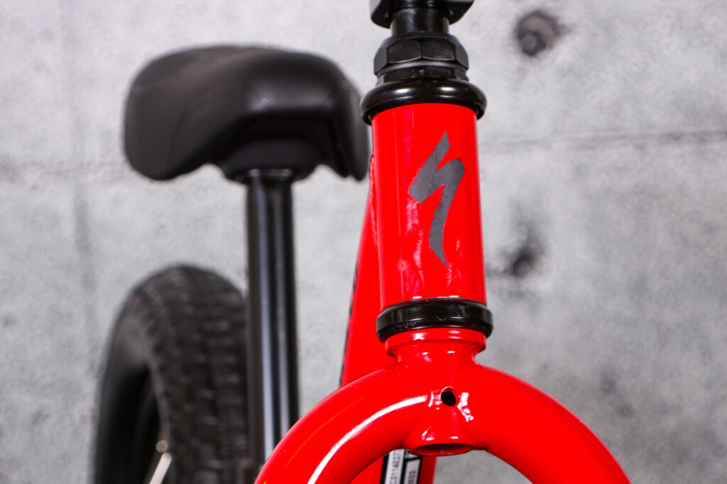 2022 Specialized Hotwalk balance bike &ndash; head tube badge.jpg