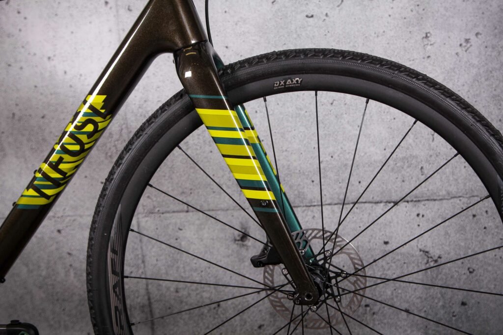 2022 Tifosi Cavazzo Disc Ekar 13x – fork.jpg