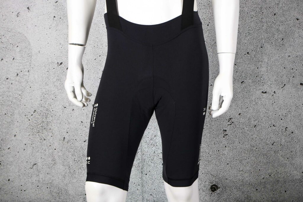 2022 Universal Colours Chroma Thermal Merino Plus Bib Short – legs front.jpg