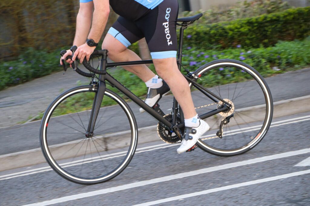 2022 Van Rysel EDR AF 105 Road Bike – riding 4.jpg