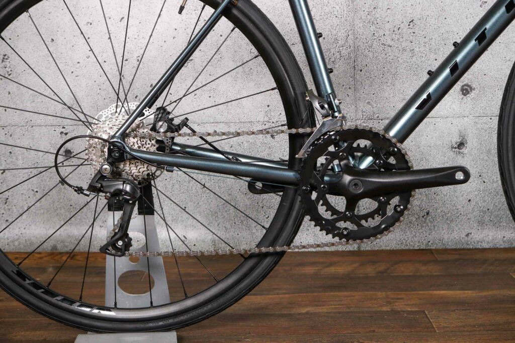 2022 Vitus Razor Disc Claris – drivetrain.jpg