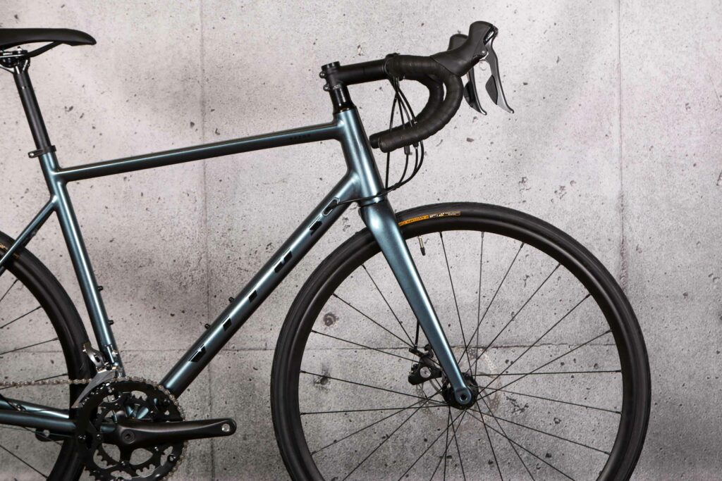 2022 Vitus Razor Disc Claris – front.jpg