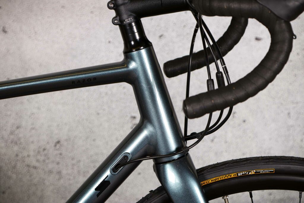 2022 Vitus Razor Disc Claris – head tube.jpg