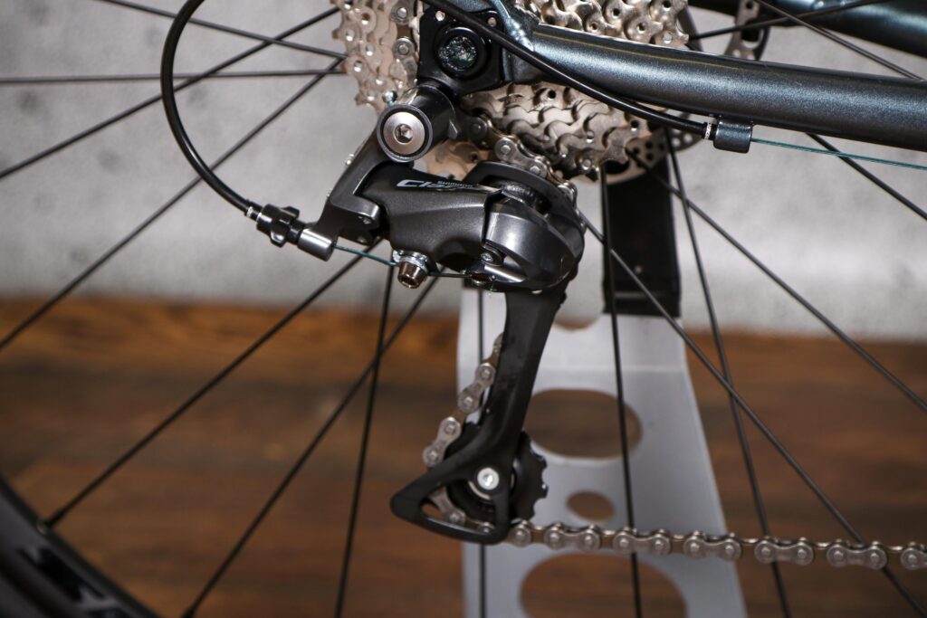 2022 Vitus Razor Disc Claris – rear mech.jpg
