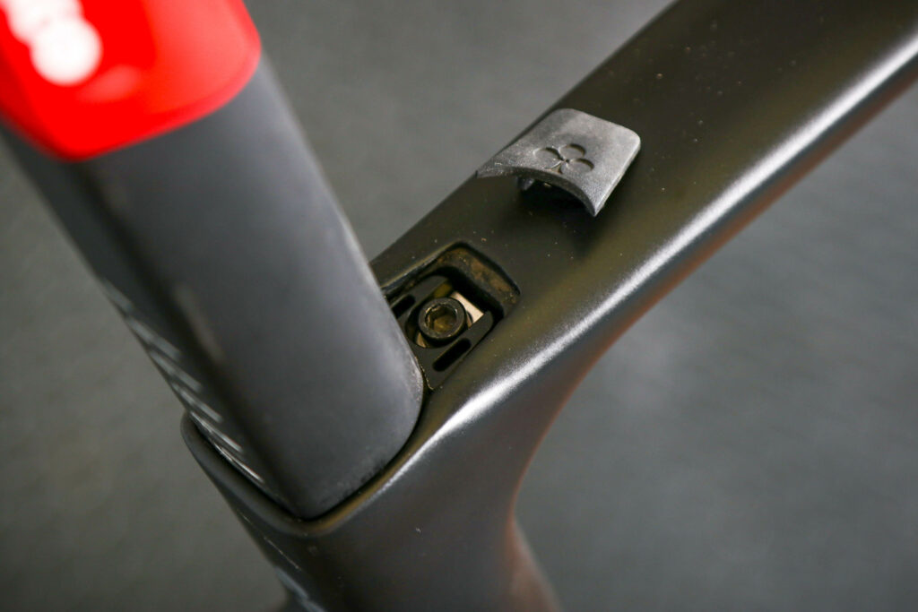 2023 Colnago V4Rs – seat post bolt.jpg