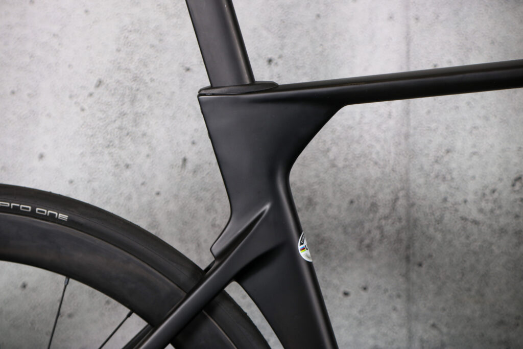 2023 Cube Litening Aero C68X Pro - seat tube junction.jpg