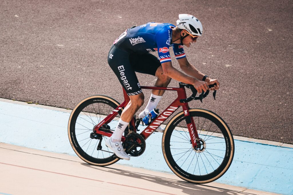 2023 Paris Roubaix Mathieu van der Poel © Alex Whitehead-SWpix.com – 1
