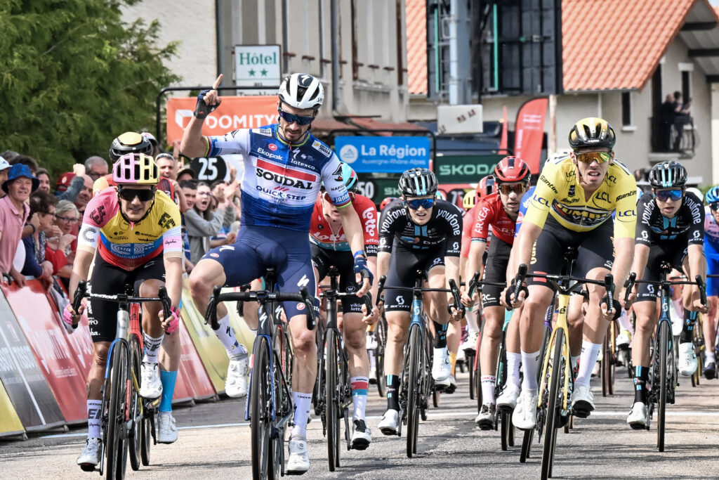2023 Alaphilippe dauphine win A.S.O_Billy_Ceusters