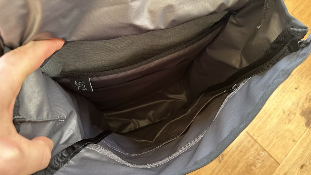 2024 Chrome Industries Corbet 24L Pack internals 5.JPG