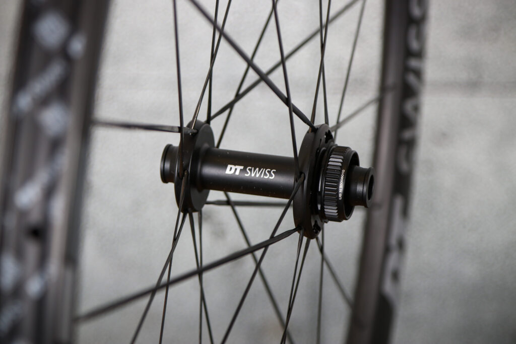 2024 DT Swiss Arc 1400 Dicut DB 38 - front hub.jpg