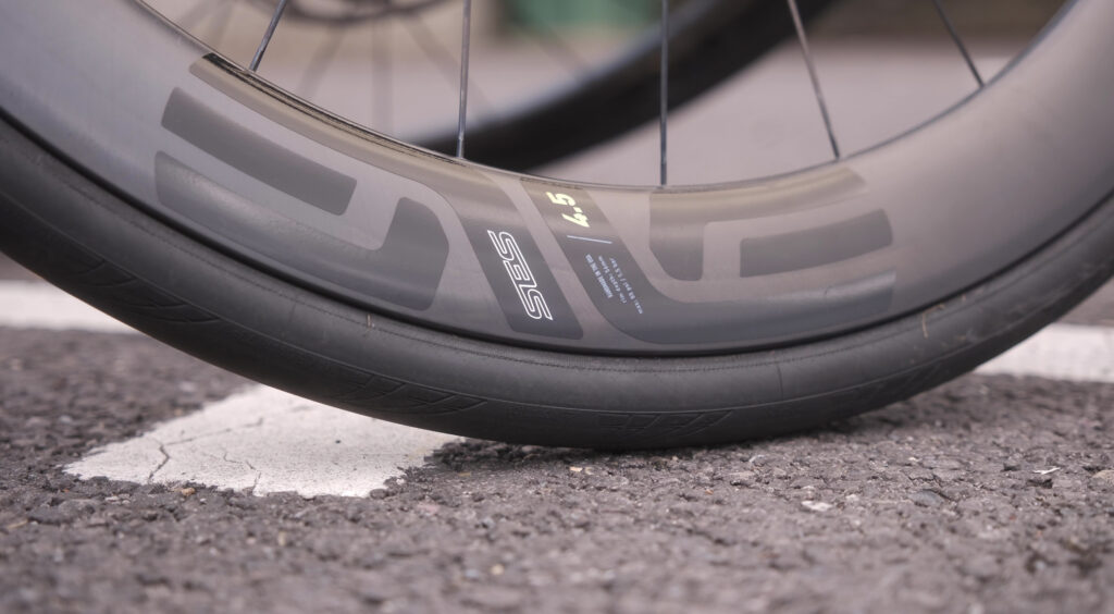 2024 ENVE SES 4.5 rim close up