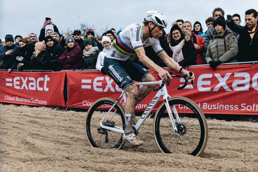2024 Mathieu van der Poel Picture by Alex Whitehead-SWpix.com – 1
