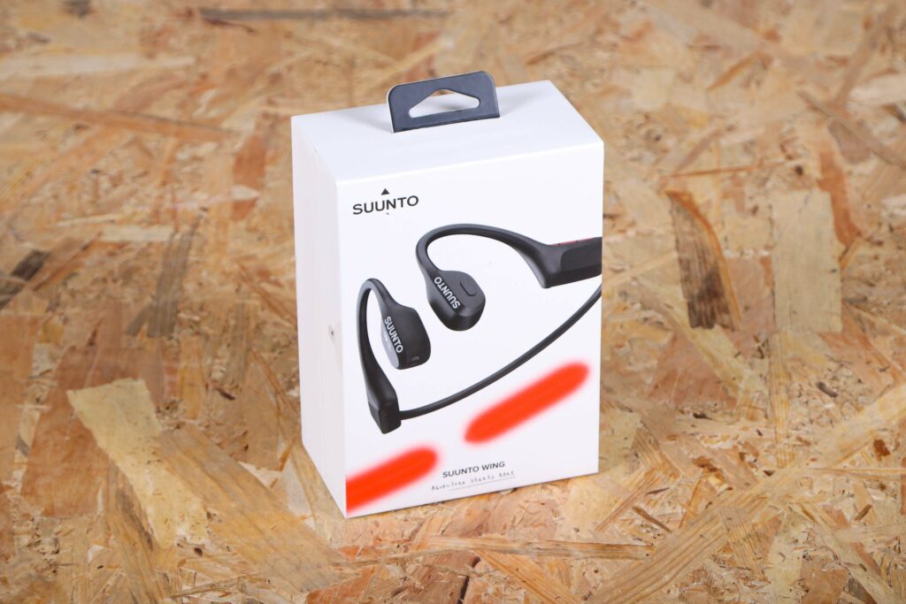 2024 Suunto Wing bone conduction headphones – boxed.jpg