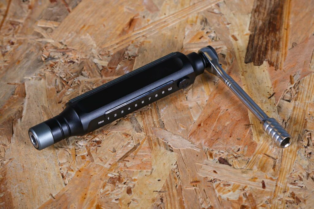 2024 Topeak E-Torqbar 1-10Nm – torque wrench.jpg
